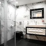 Aparthotel Loft Prestige - Centro 3*