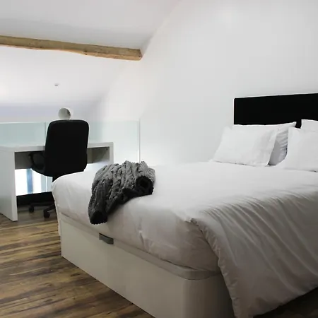 Loft Prestige - Centro Aparthotel 3*
