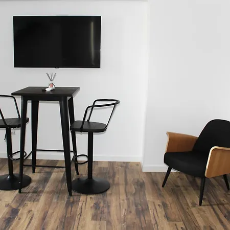 شقة فندقية Loft Prestige 3*