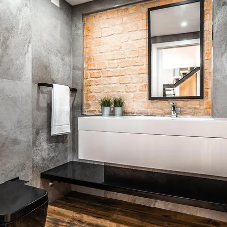 Loft Prestige - Centro מלון דירות 3*