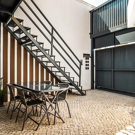 Loft Prestige - Centro 3* לייריה