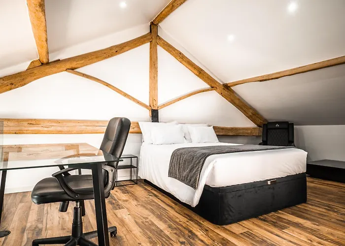 Loft Prestige 3* ليريا